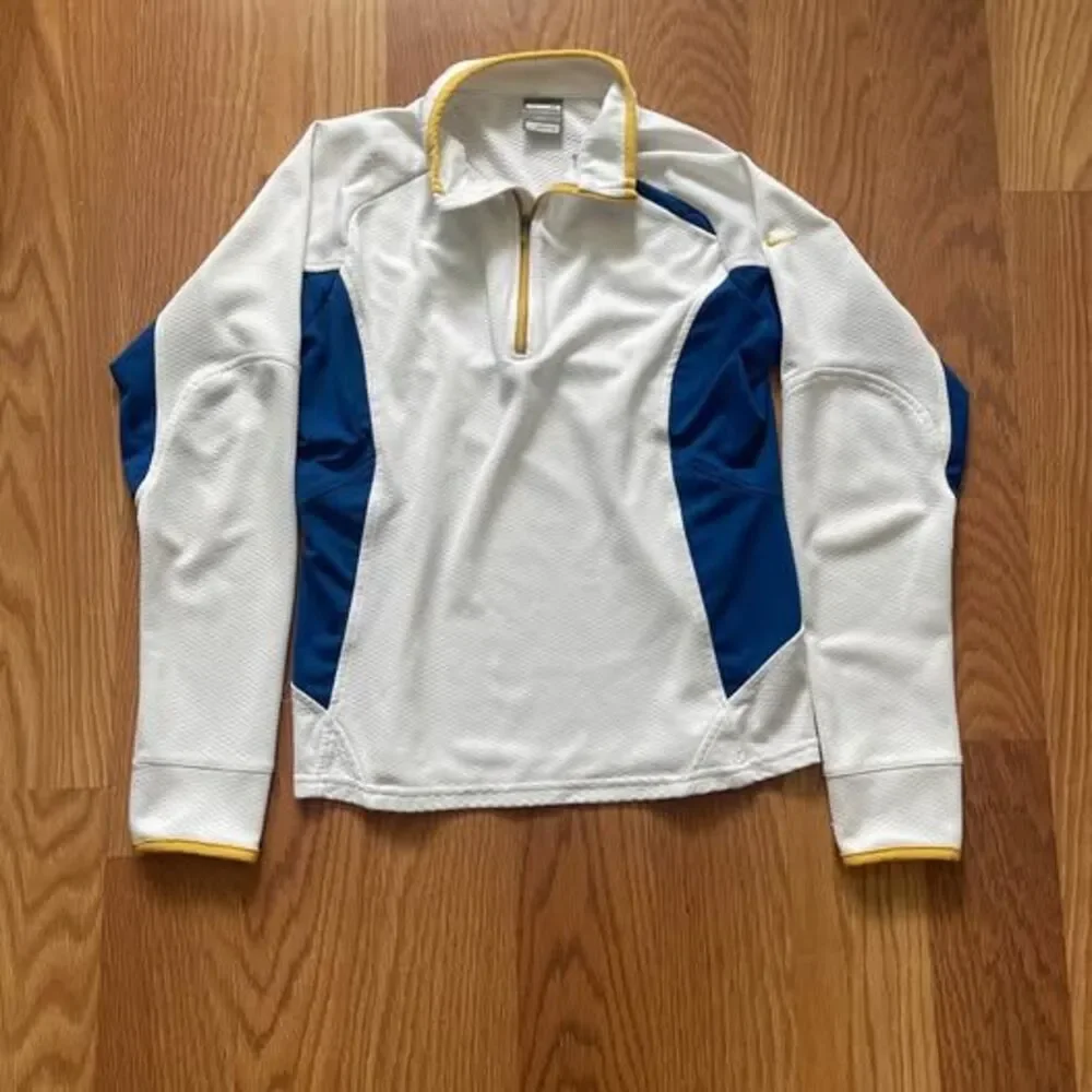 Nike Womens Shirt Long Sleeve White Blue Quarter Zip Waffle Knit Thumbholes Medi